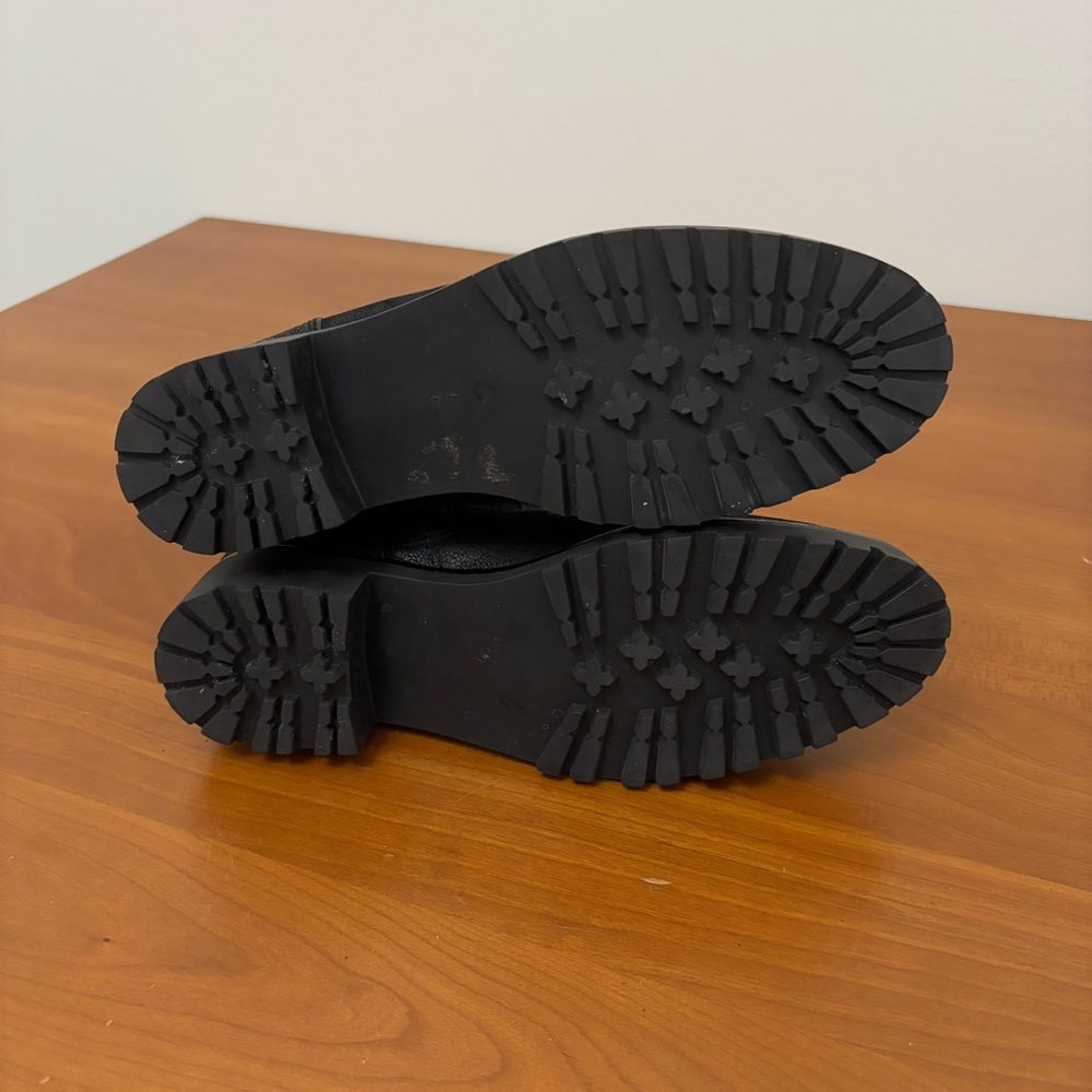 Tory Burch Oakridge Boots Black Pebbled Leather Ankle Booties 6 - Picture 9 of 9